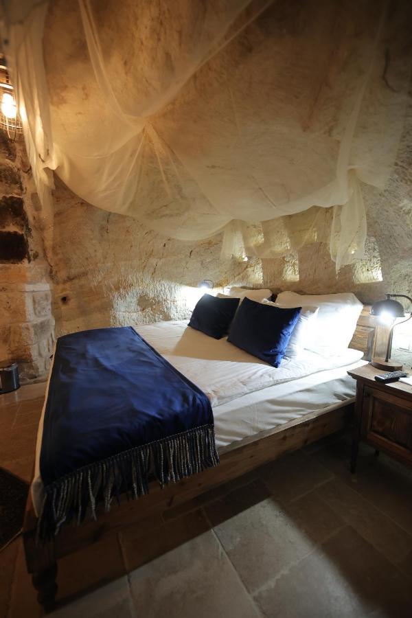 Uerguep Cave Suites Экстерьер фото