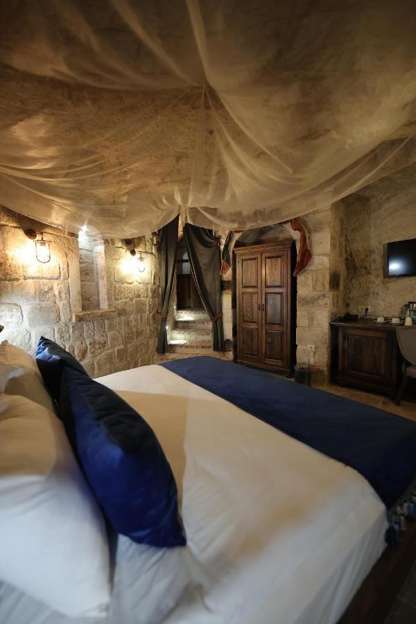 Uerguep Cave Suites Экстерьер фото