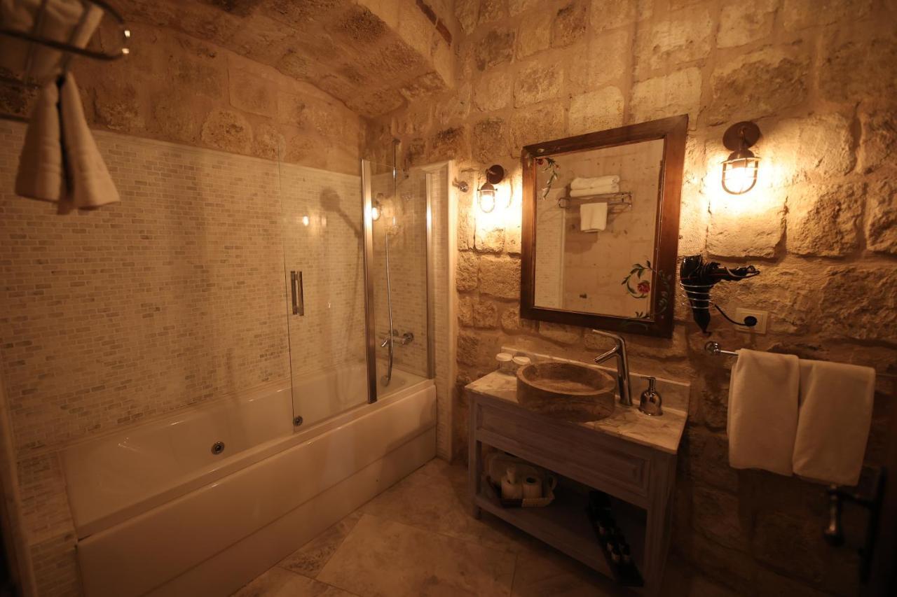 Uerguep Cave Suites Экстерьер фото