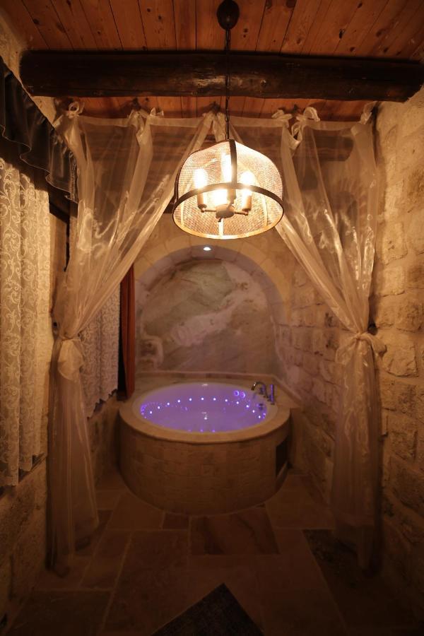 Uerguep Cave Suites Экстерьер фото