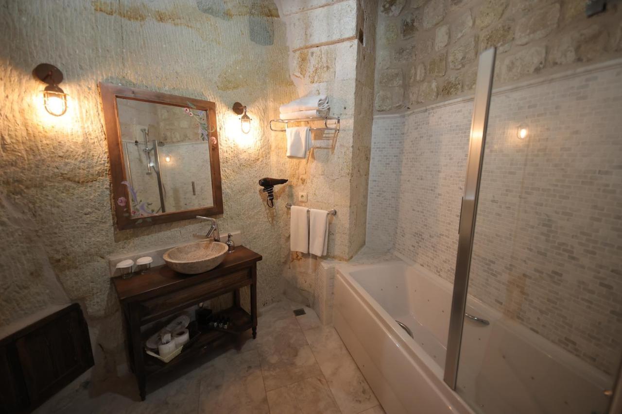 Uerguep Cave Suites Экстерьер фото