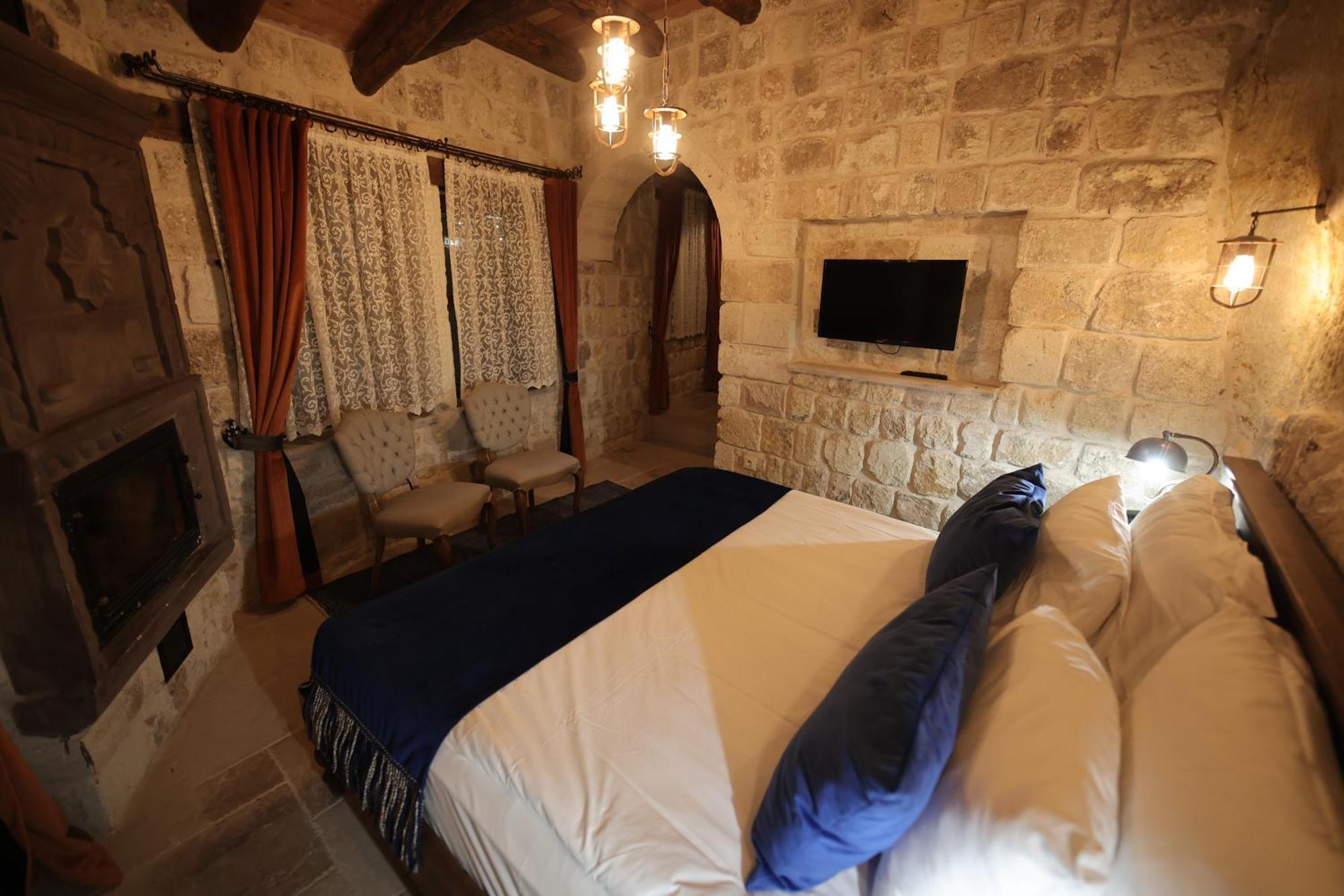 Uerguep Cave Suites Экстерьер фото